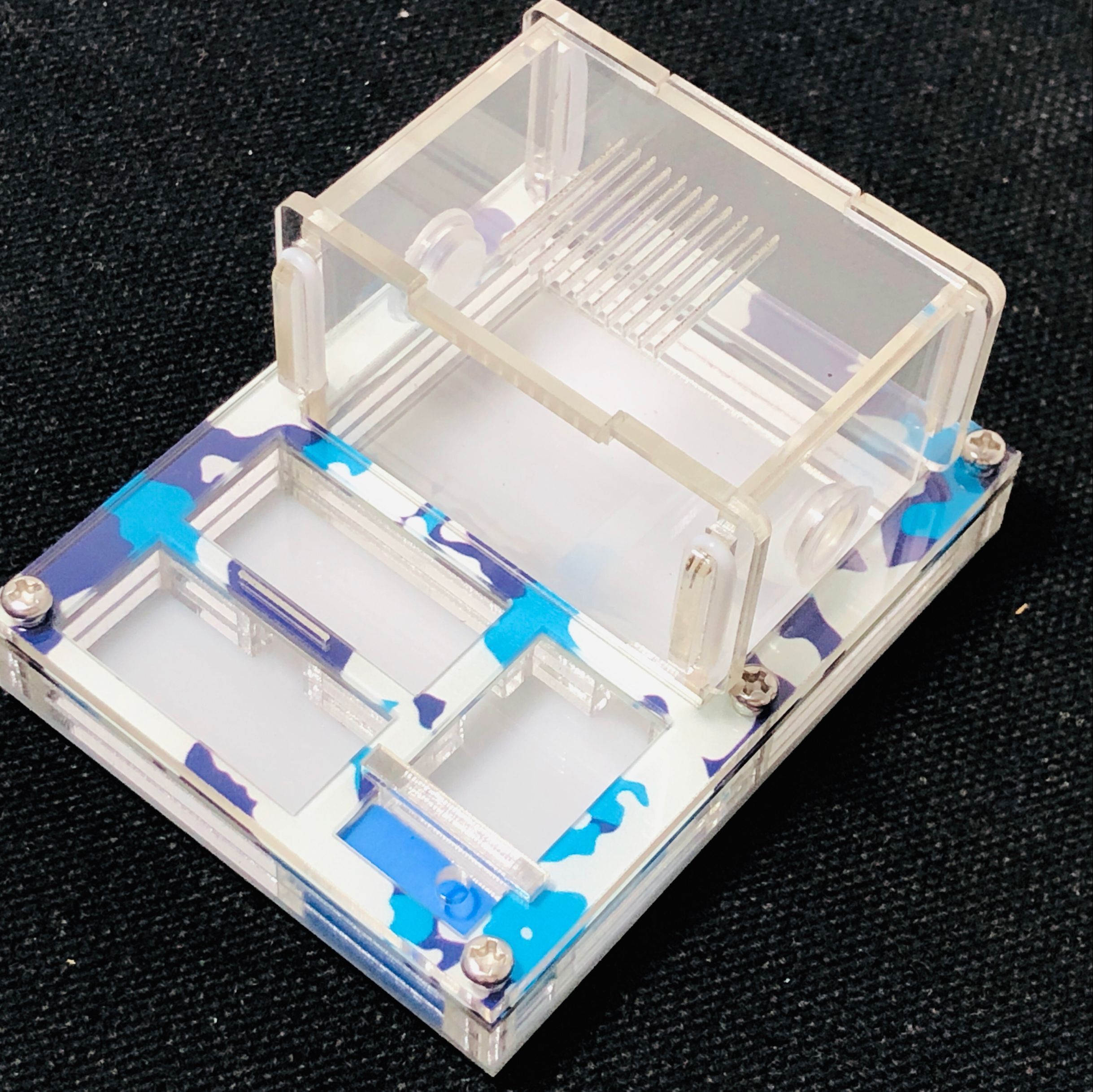 MINI with Feeding Area Ant Hou - Farming Zone review and price